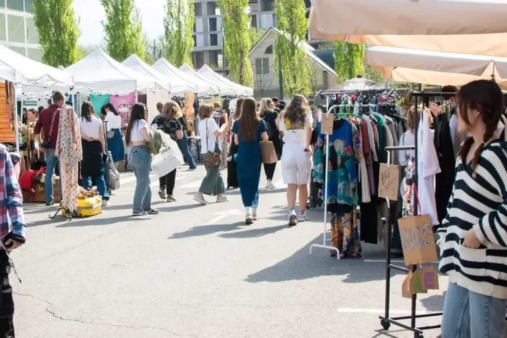 Thrift market on a street