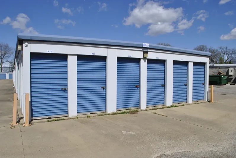 Outdoor small storage lockers.