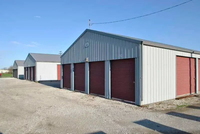 Storage units in Aledo, IL.