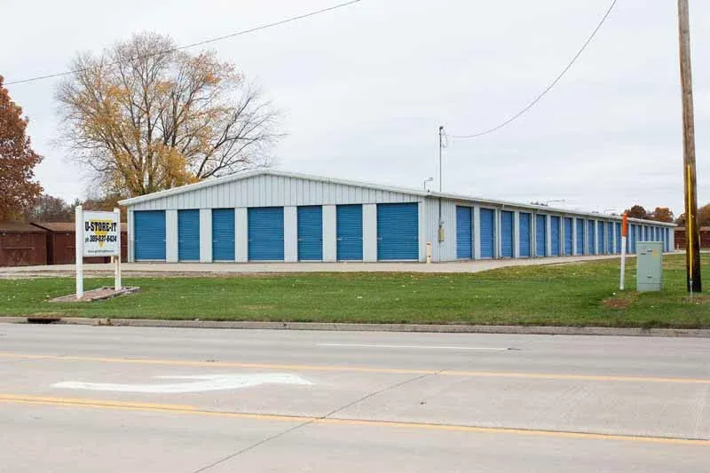 Storage units in Macomb, IL.
